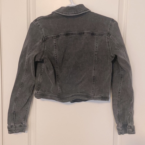 Joe Fresh ladies crop Jean jacket. Size XS - Picture 2 of 3